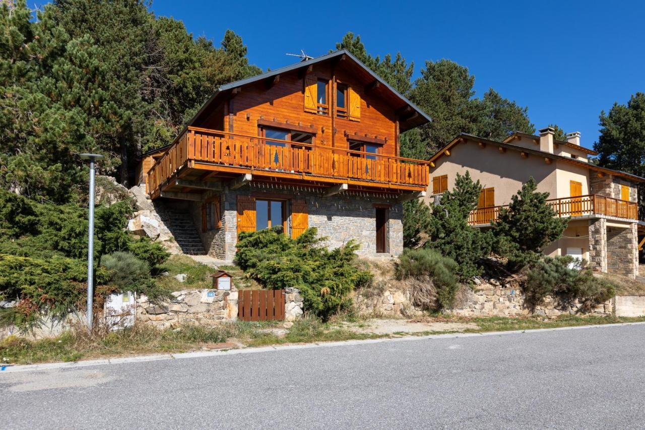 Chalet Les Tilleuls - Jolie Vue Montagne Et Lac Les Angles  Exteriér fotografie